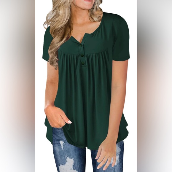 Women’s Top - Picture 2 of 4